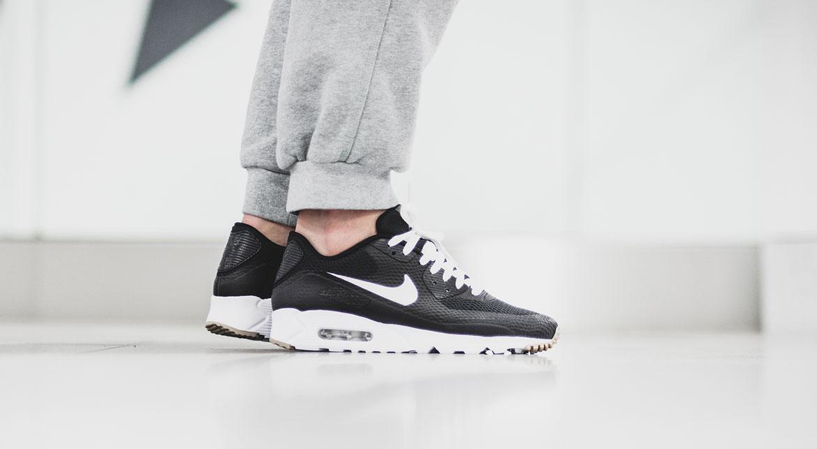 Nike Air Max 90 Ultra Essential 